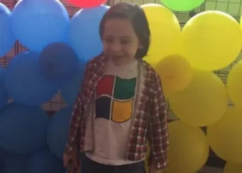Pequeno prodígio! Menino autista do interior do Paraná impressiona diretor da Microsoft