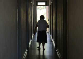 Saúde Pesquisa identifica moléculas associadas à depressão em idosos