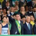 Bolsonaro elogia Michelle, ataca STF e repete ameaças diante de milhares na Esplanada