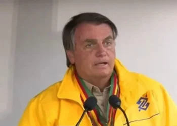 Bolsonaro lamenta atentado a Kirchner e cita facada de 2018; vídeo
