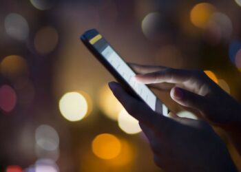 Projeto extingue código de seleção de operadoras na telefonia