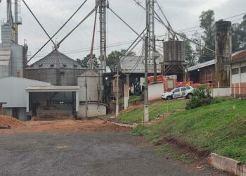 Trabalhador morre soterrado por grãos na Zona Oeste de Londrina