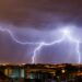 Tempestade com fortes ventos deve atingir o Paraná nesta quarta-feira (19)