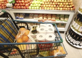 Preço de alimentos dá trégua e cai, mas deve voltar a subir após eleições