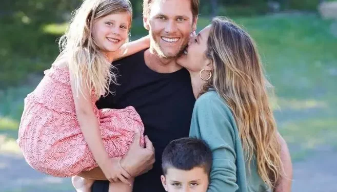 Tom Brady, a esposa, Gisele Bündchen, e os filhos do casal. Foto: Reprodução Instagram.