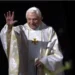 Papa emérito Bento XVI morre aos 95 anos, confirma Vaticano