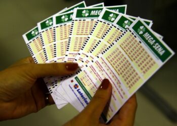 Nenhuma aposta acerta Mega-Sena e prêmio acumula em R$ 115 milhões