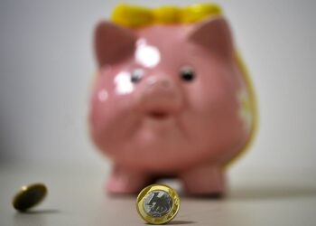 Poupança rende mais que inflação pela primeira vez desde 2018