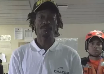 Homem é resgatado após passar 24 dias à deriva se alimentando de ketchup