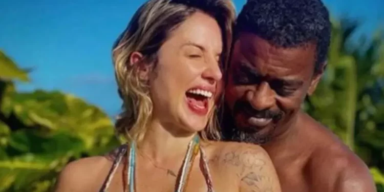 Seu Jorge e a terapeuta Karina Barbieri. Foto: Reprodução/Instagram