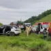 Motorista de SUV perde controle, capota e atinge ciclistas; acidente deixou quatro feridos na BR-277