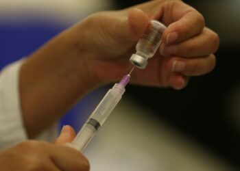 Saúde recomenda dose de reforço contra a covid a partir dos 5 anos