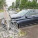 Em 2022, batidas de carros danificaram nove postes por dia no Paraná