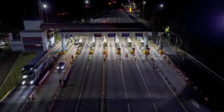 O ofício protocolado pela Frente sustenta que as proposições atendem ao interesse público, protegem os usuários, garantem a execução das obras e asseguram a competitividade econômica do Paraná. / Créditos: Leonardo Sguarezi/