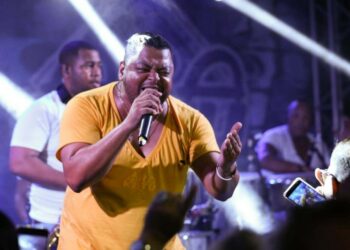 Temporada de shows do Verão Maior Paraná encerrará com Ara Ketu e Sempre Tem
