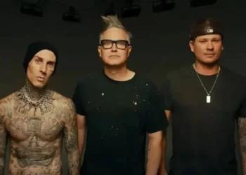 Com ingressos esgotados, Blink 182 cancela show no Lollapalooza Brasil