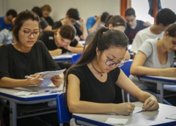 Universidades estaduais do Paraná ofertam 2.292 vagas em vestibular unificado