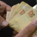 Mais 2,7 mi de pessoas poderão sacar abono salarial a partir de abril