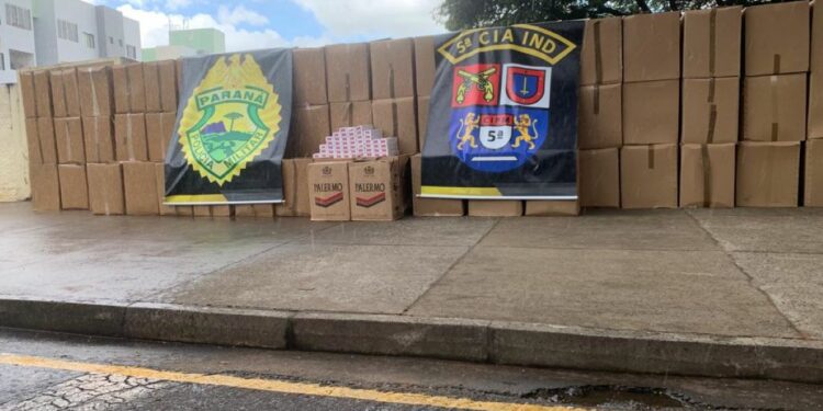 As mercadorias foram apreendidas e encaminhadas aos devidos procedimentos | Foto: Polícia Militar