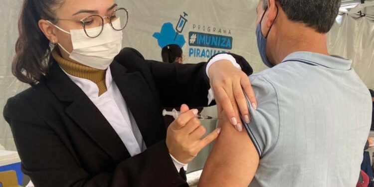 Saúde conclama as famílias para o Dia D de multivacinação neste sábado. (Foto: SESA)