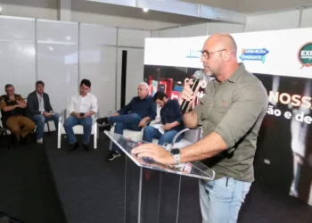 Paraná identifica 44 ameaças de ataques em escolas e apreende 13 adolescentes