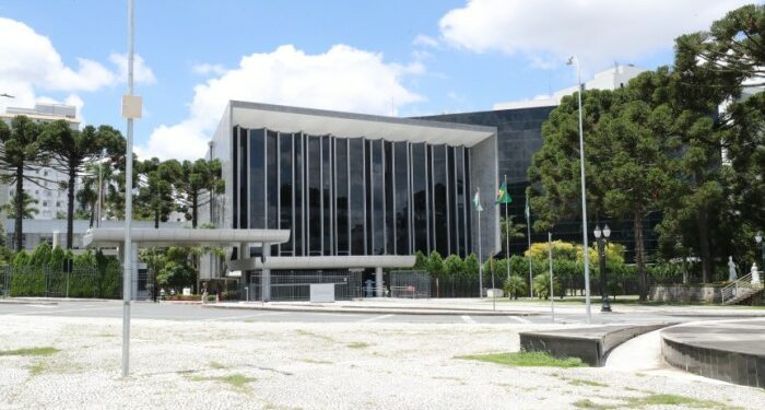 Na segunda-feira (24), a pauta de votações da sessão plenária está composta por 20 itens. / Créditos: Orlando Kissner/Alep