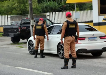 Mortes caem 29% nas rodovias estaduais no feriado de Tiradentes, aponta Polícia Militar