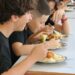Terceira remessa de alimentos não perecíveis da merenda chega às escolas do Paraná