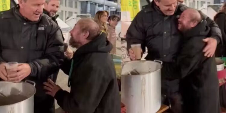Dunga estava servindo sopa no copinho quando foi reconhecido pelo morador em situação de rua, em Porto Alegre - Fotos: reprodução / Instagram @selecaodobem8