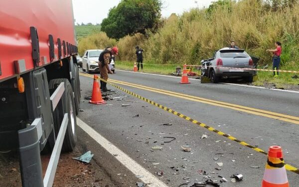 A Polícia Rodoviária Estadual deve apurar as causas do acidente. (Foto: Divulgação/Corpo de Bombeiros