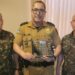 Jacarezinho: Tiro de Guerra homenageia Polícia Militar por apoio à formação de reservistas