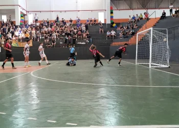 Jacarezinho chega ao último dia da fase regional dos Jogos Escolares