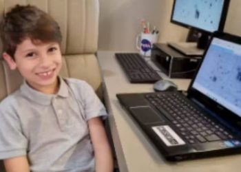 Brasileiro de 7 anos descobre asteroide sozinho e chama atenção da Nasa