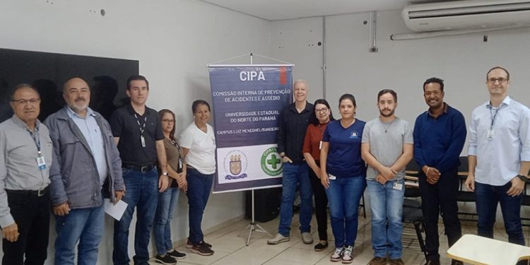 CIPA do Campus Luiz Meneghel realiza treinamento de novos membros