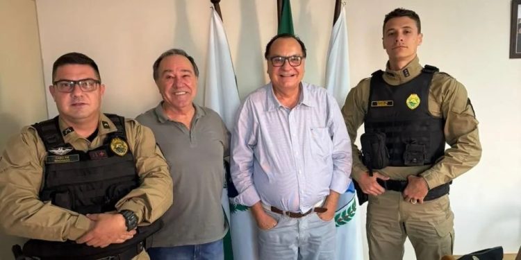 Cabo Machado (e), Dionísio Garcia e Junior Afonso (c) e Capitão Dudson (d) - Foto: Divulgação