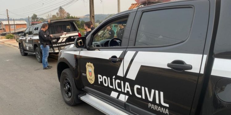 Policiais cumpriram quatro mandados de prisão e sete de busca e apreensão (Foto: PCPR)