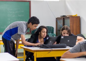 Melhor educação do Brasil: formação e estrutura transformam o ensino no Paraná