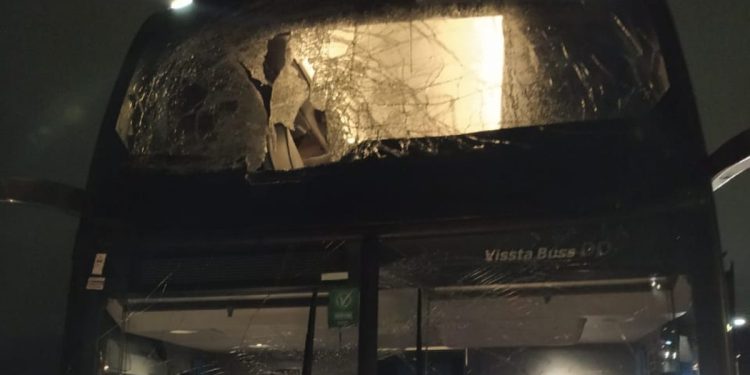 O homem morreu no local do acidente e os outros feridos foram encaminhados ao hospital (Foto: divulgação/PRF)