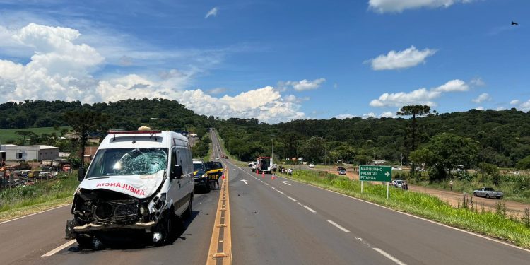 Motociclista teria furado preferencial antes da colisão. (Foto: Divulgação/PRF)