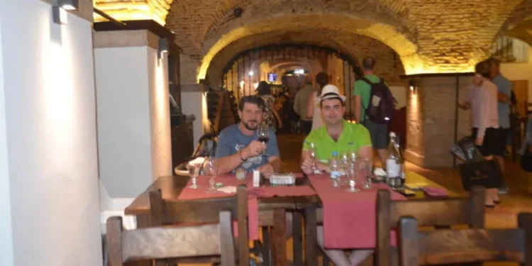 Filho compartilhou registrou ao lado do pai durante a viagem de 2017 (Foto: Reprodução/ Redes Sociais)