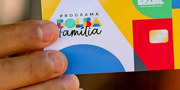 Bolsa Família realiza pagamentos de maio a partir desta segunda-feira (19) (Foto: Divulgação/MDAS)