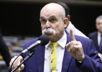 Projeto de lei aumenta pena para tráfico de crack