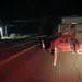 Paraná: Jovem morre em acidente com ônibus em trevo da PR-466