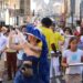 Festival EnCena inicia com cortejo e celebração cultural pelas ruas de Jacarezinho