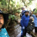 Voluntários da Sanepar ajudam a limpar rios em todo o Paraná