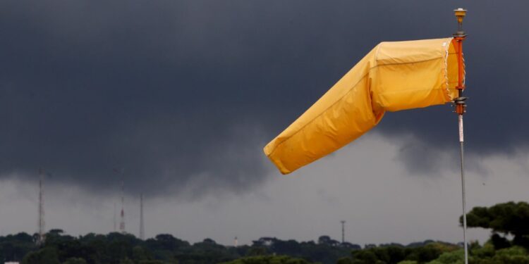 Tempestades podem atingir o estado com ventos de até 60 km/h (Foto: Gilson Abreu/AEN)