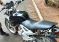 Polícia Militar recupera motocicleta furtada em Jacarezinho