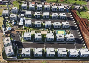 Com apoio do Estado, 512 famílias de Londrina passam a viver em casa própria