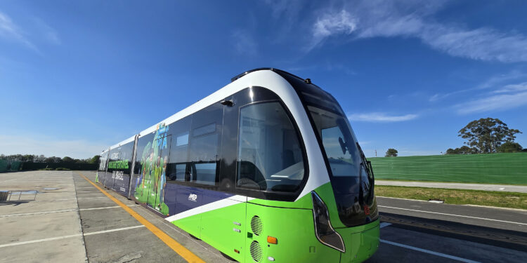 Paraná inicia instalação de ímãs que vão guiar o Bonde Urbano Digital nesta quinta
Foto: AMEP