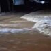 Prefeitura mobiliza Defesa Civil e secretarias após forte chuva causar alagamentos em Santo Antônio da Platina